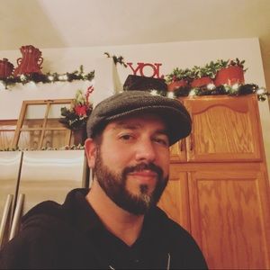 Meet your Posher, Travis